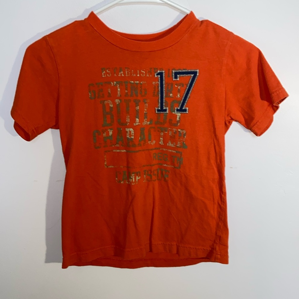 “Getting Dirty Builds Character” Distressed Kids Tee